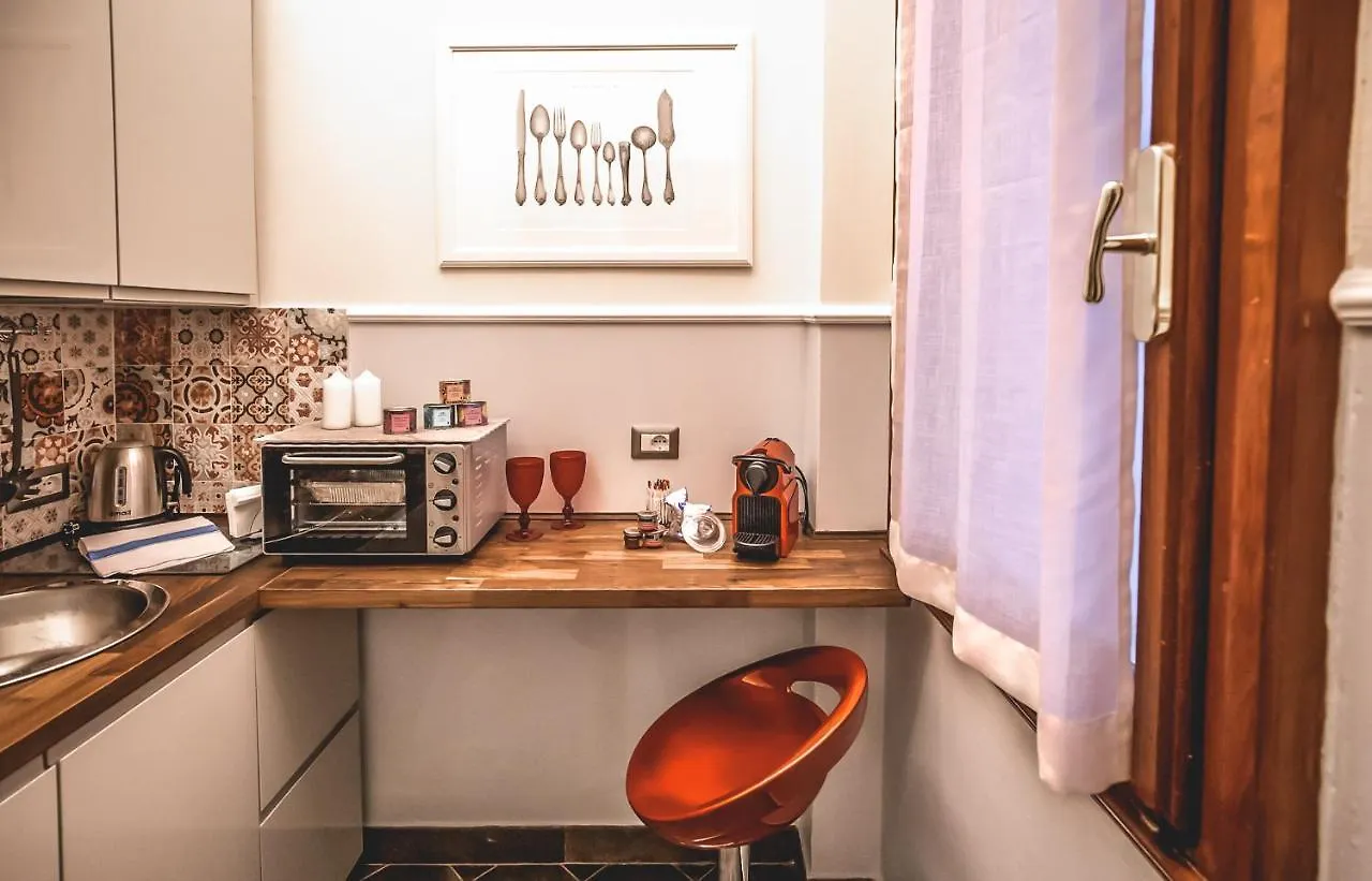 Acacia Firenze -Timo Apartment