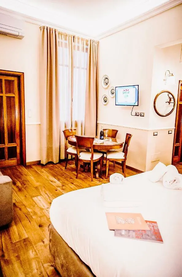 Acacia Firenze -Timo Apartment  Florence