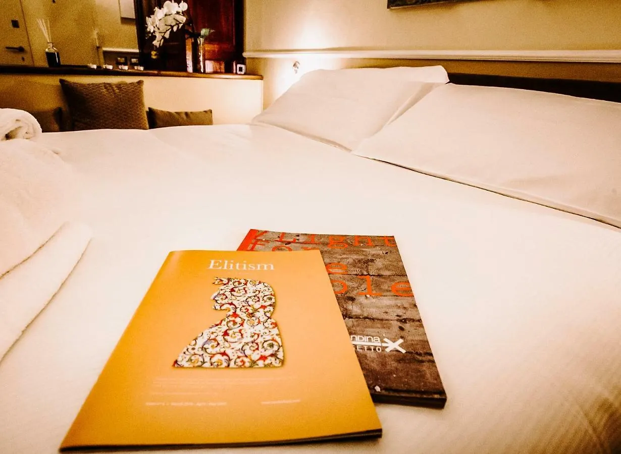 Acacia Firenze -Timo Apartment 0*, Florence Italy